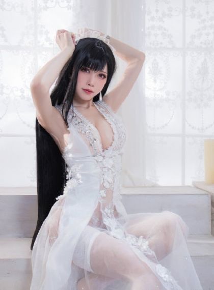 全黄h全肉打开双腿调教视频